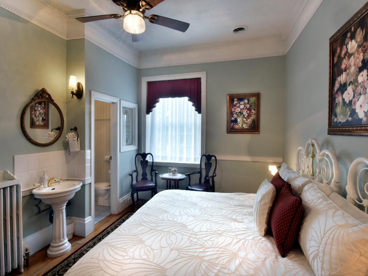 Brockamour Manor Bed And Breakfast Niagara-on-the-Lake Luaran gambar