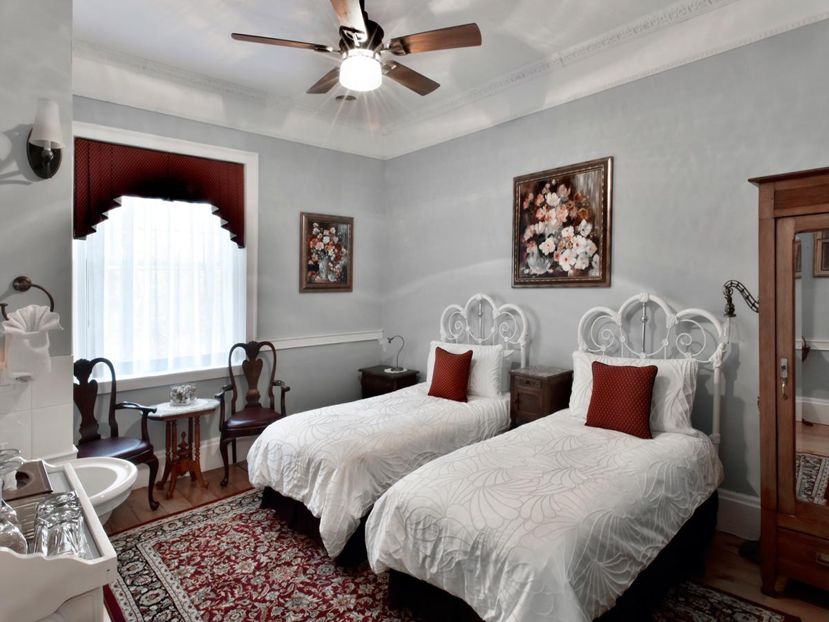 Brockamour Manor Bed And Breakfast Niagara-on-the-Lake Luaran gambar